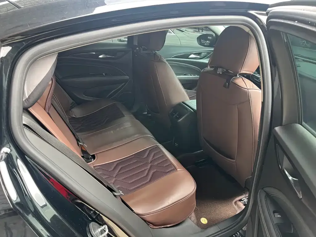 Buick Regal — фото 5
