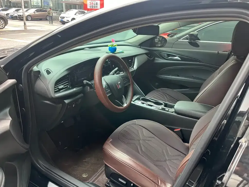 Buick Regal — фото 3