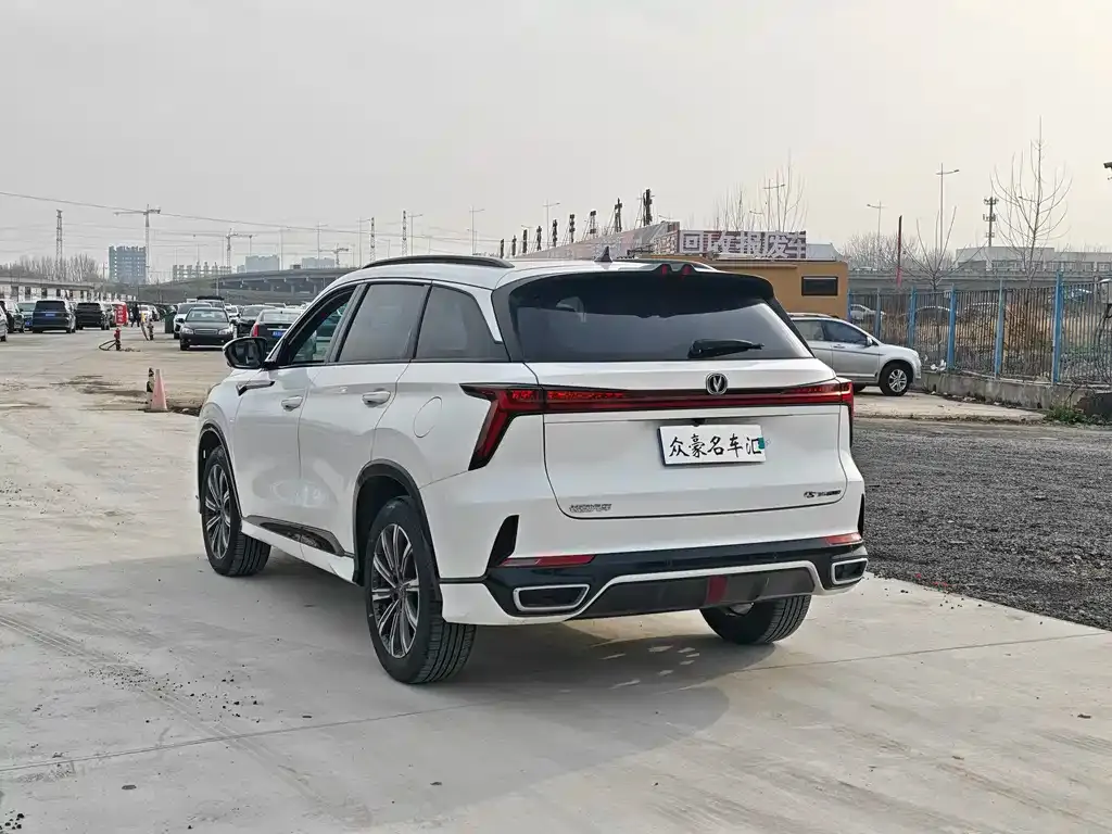 Changan CS75PLUS — фото 6