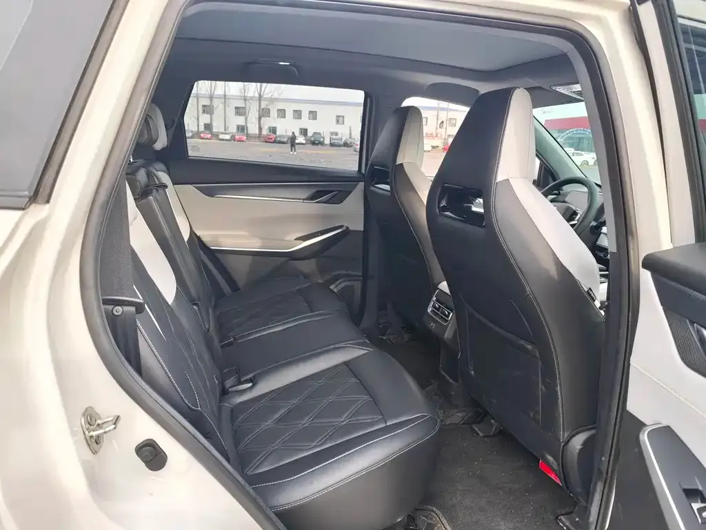 Changan CS75PLUS — фото 2