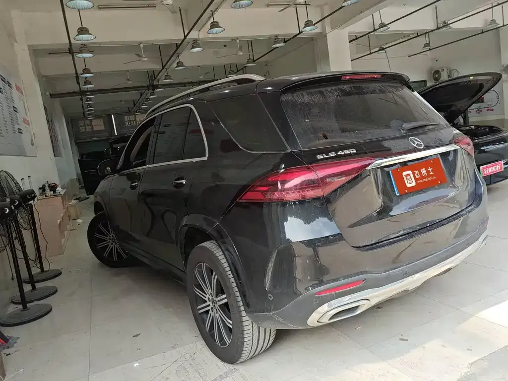 Mercedes-Benz GLE — фото 6