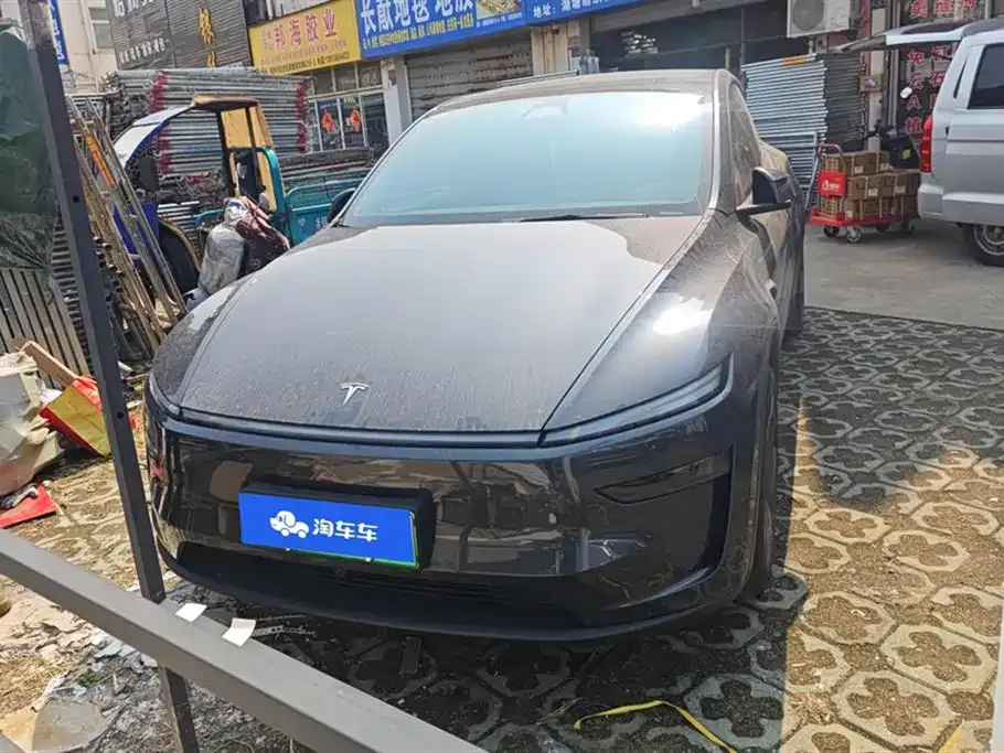 Tesla Model Y — фото 4