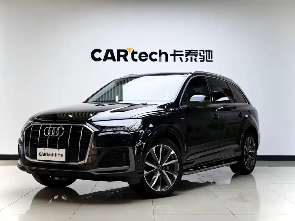 Audi Q7 — фото 8