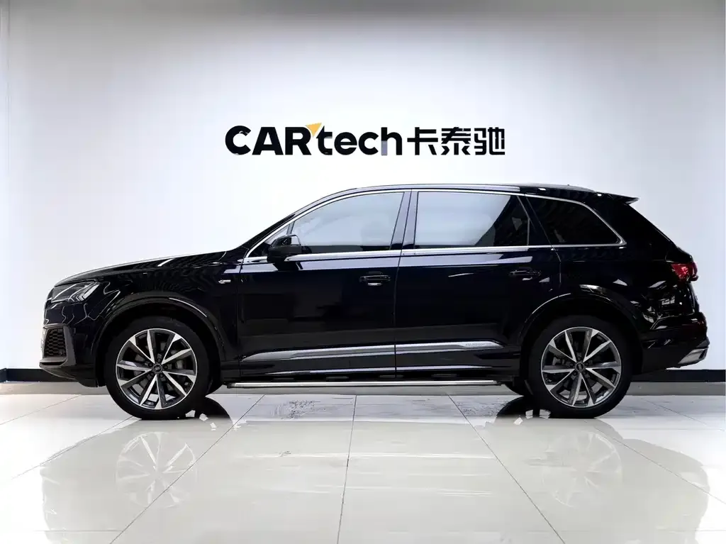 Audi Q7 — фото 3