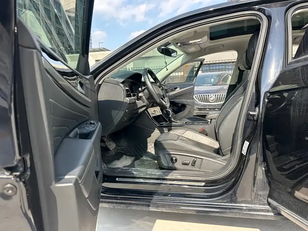 Volkswagen Passat — фото 9