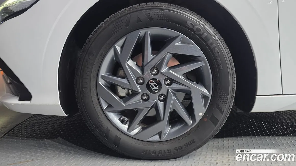 Hyundai AVANTE — фото 6