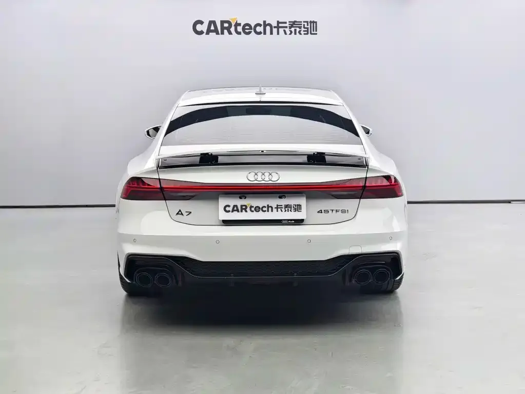 Audi A7 — фото 5