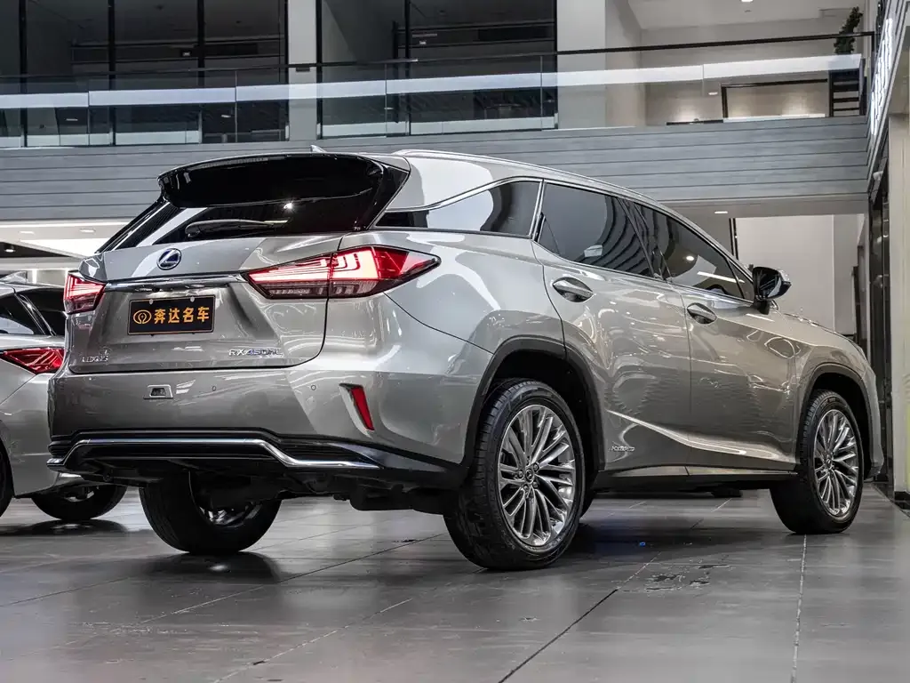 Lexus RX — фото 10
