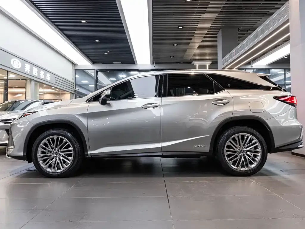 Lexus RX — фото 5