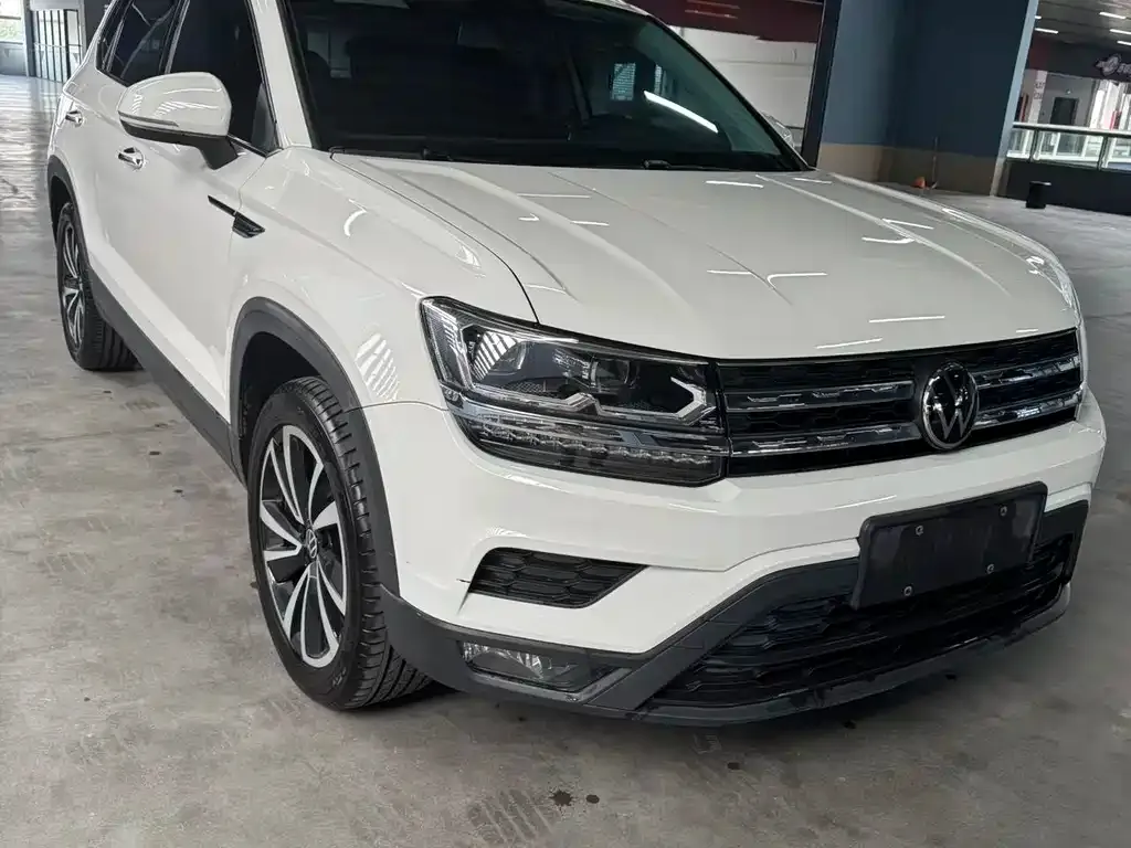 Volkswagen Tharu — фото 10