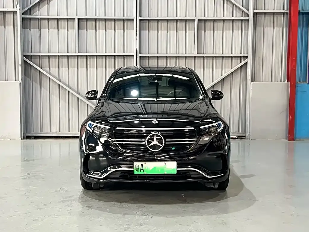 Mercedes-Benz EQC — фото 5