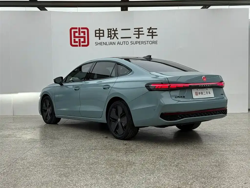 Volkswagen Passat — фото 8