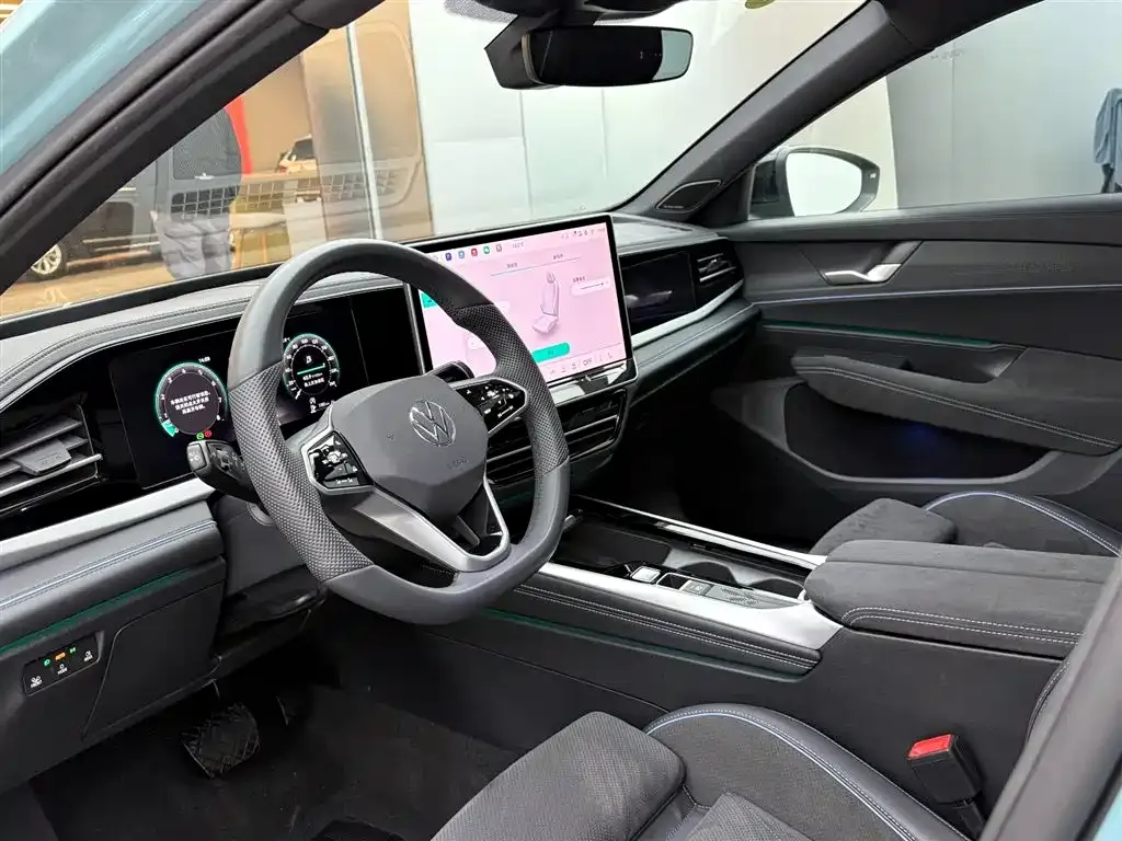 Volkswagen Passat — фото 3