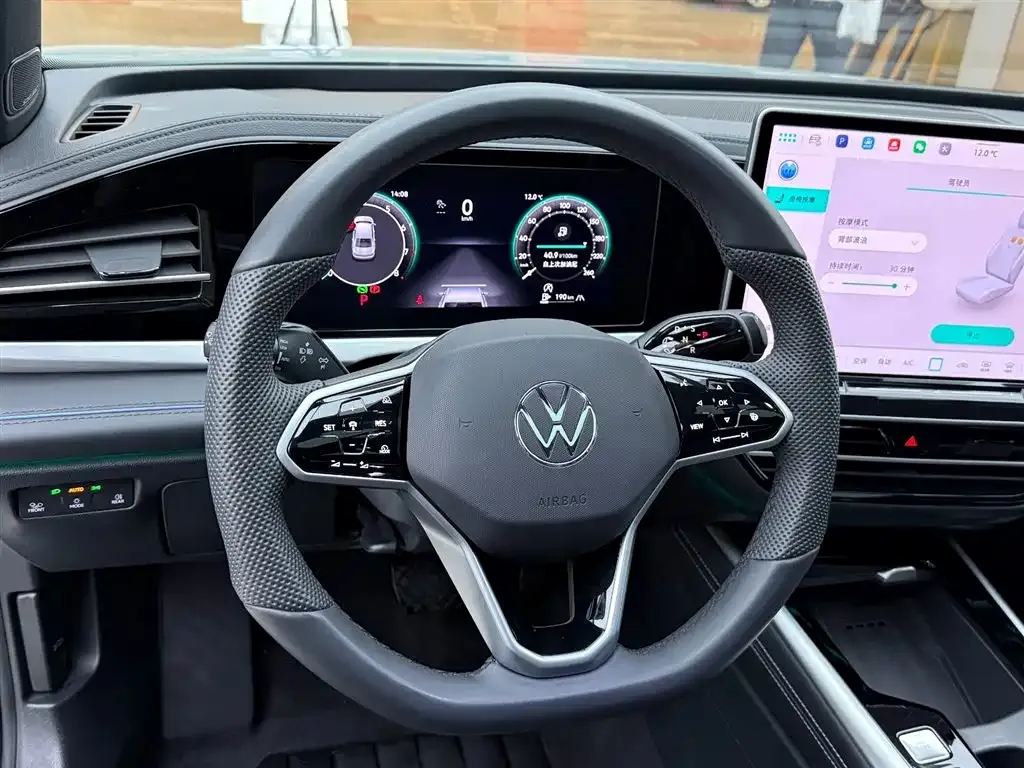 Volkswagen Passat — фото 10