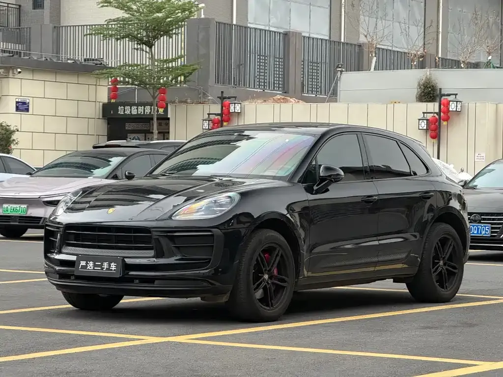 Porsche Macan — фото 1