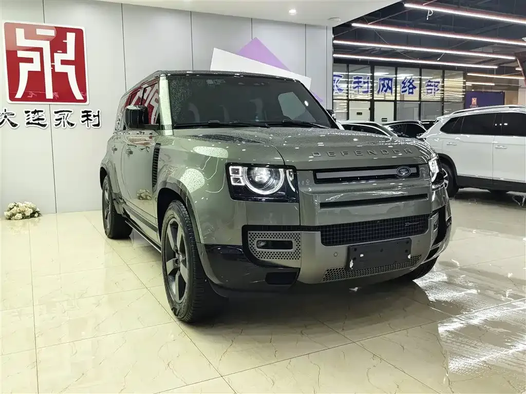 Land Rover Defender — фото 4