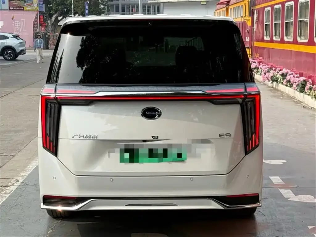 GAC Motor Trumpchi E9 — фото 7
