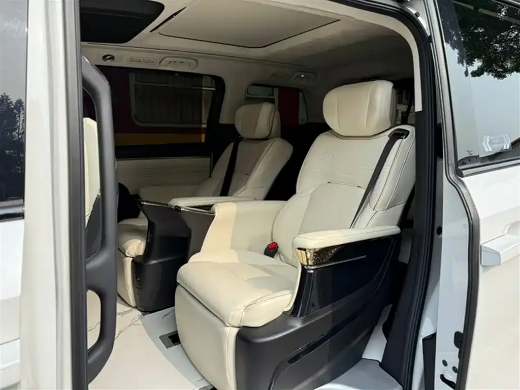 GAC Motor Trumpchi E9 — фото 6