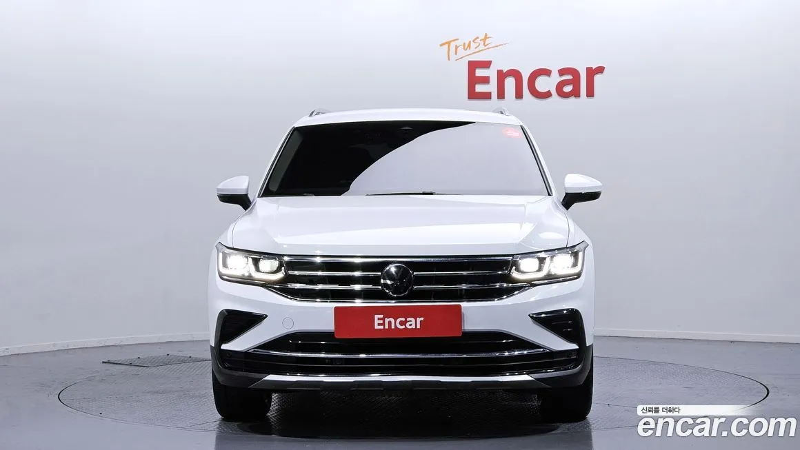 Volkswagen Tiguan — фото 5
