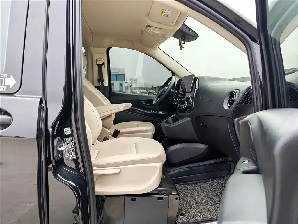 Mercedes-Benz Vito — фото 10
