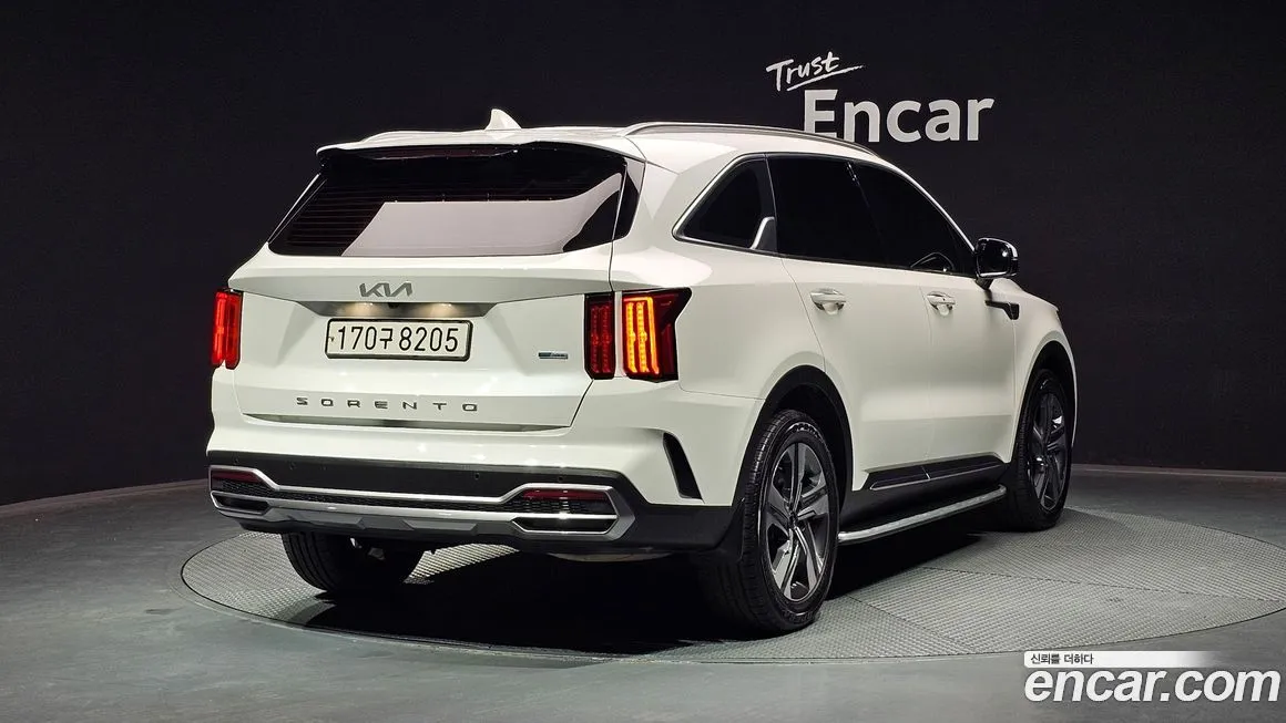 Kia Sorento — фото 6