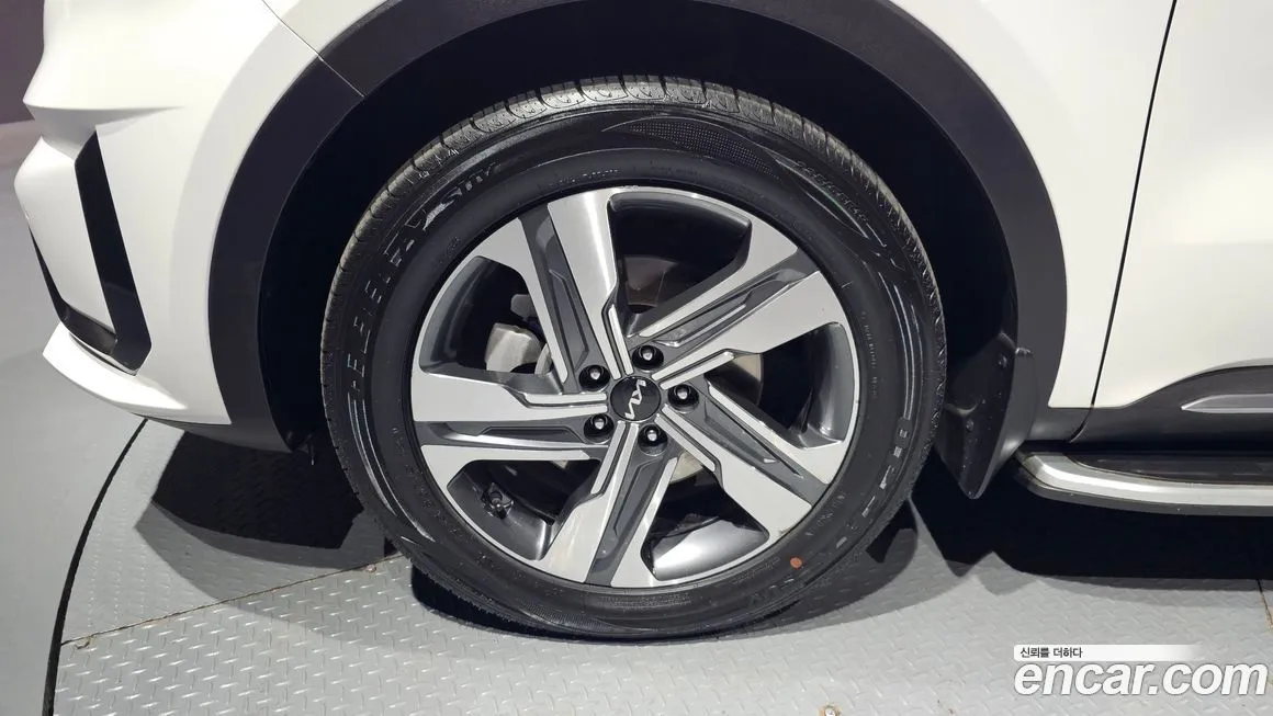 Kia Sorento — фото 5