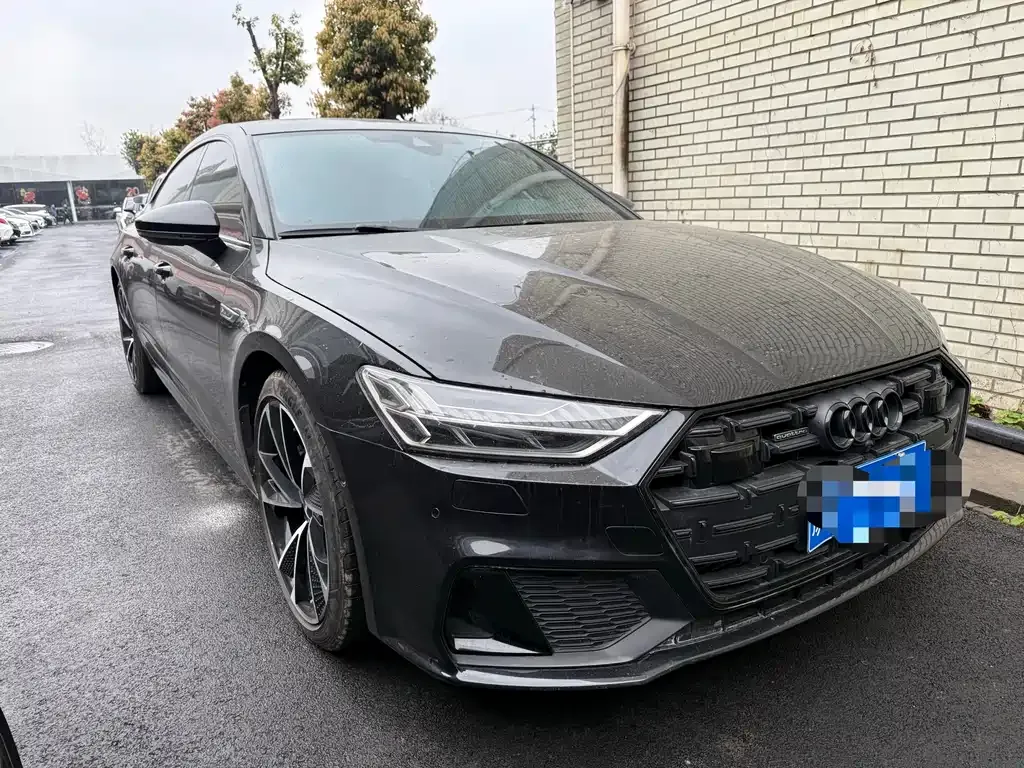 Audi A7L — фото 10