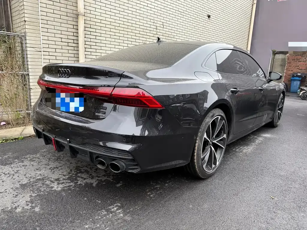 Audi A7L — фото 4