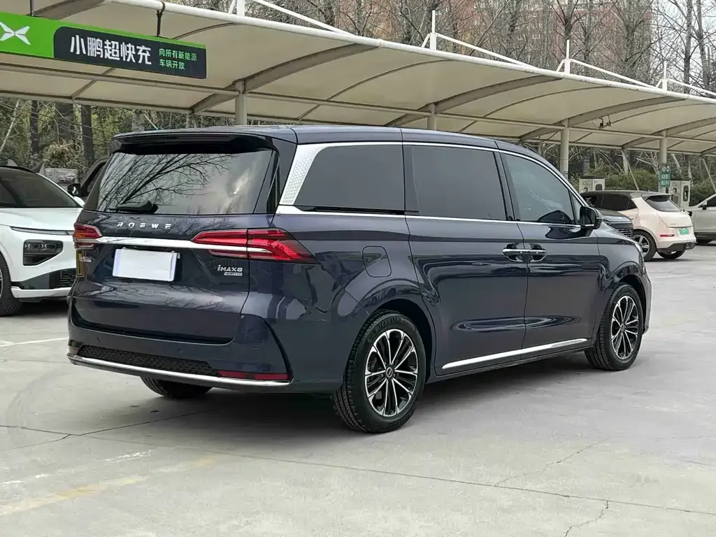 Roewe iMAX8 — фото 8