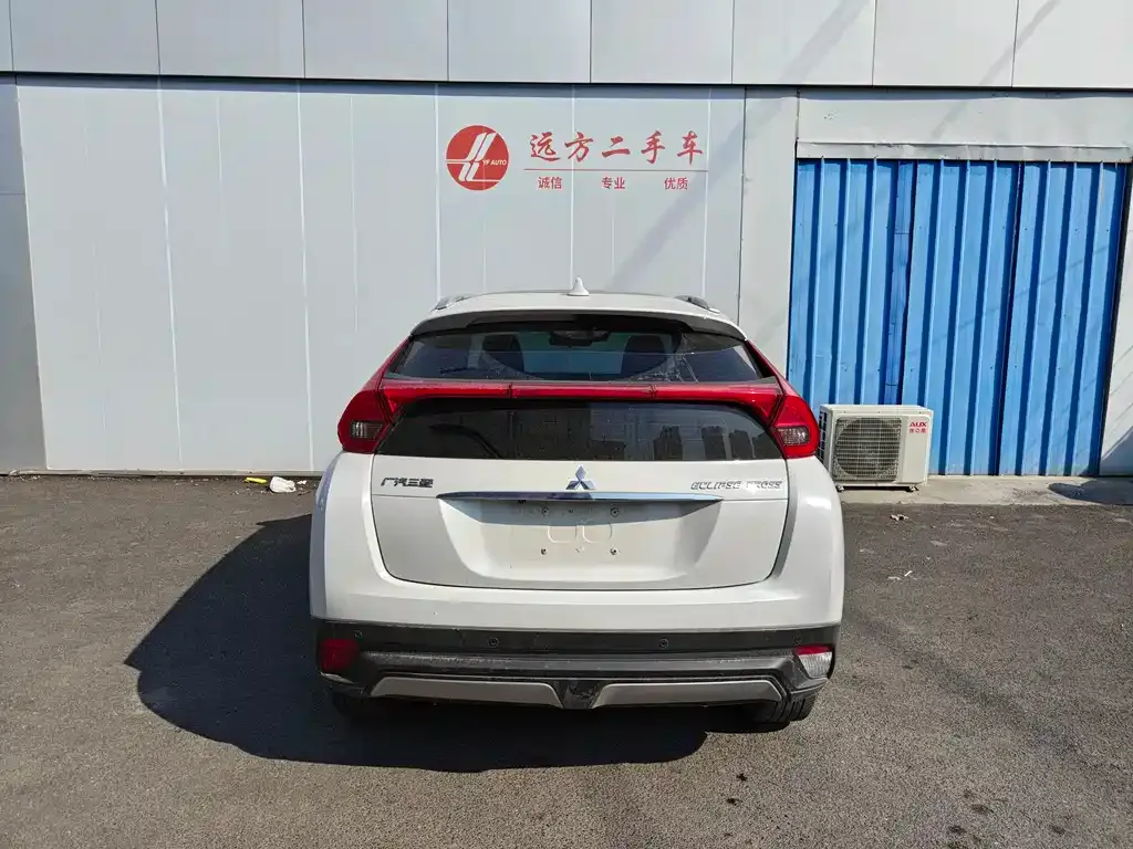 Mitsubishi Eclipse Cross — фото 6