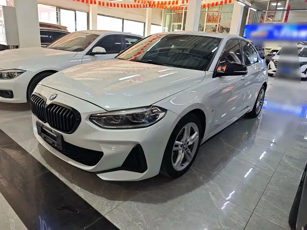 BMW 1 Series — фото 1
