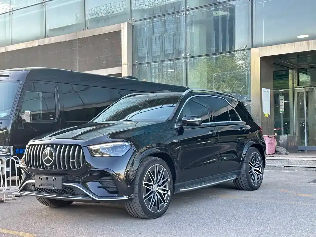 Mercedes-Benz GLE AMG — фото 1