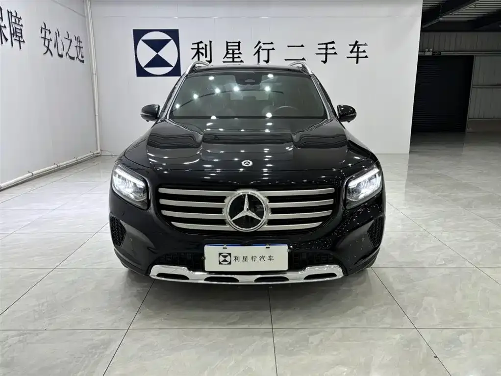 Mercedes-Benz GLB — фото 4