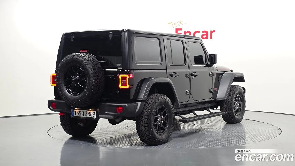 Jeep Wrangler — фото 7
