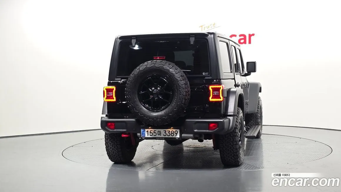Jeep Wrangler — фото 8