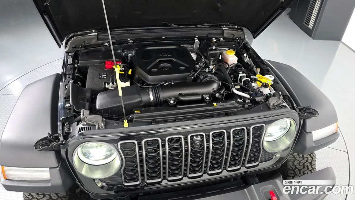 Jeep Wrangler — фото 9