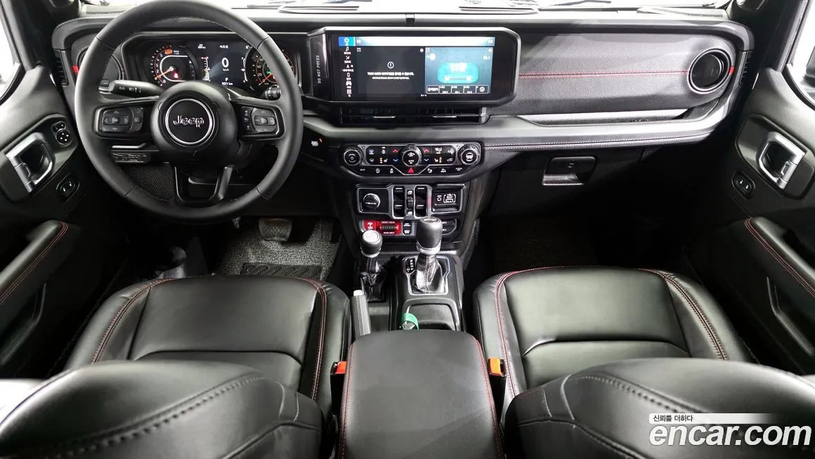 Jeep Wrangler — фото 10