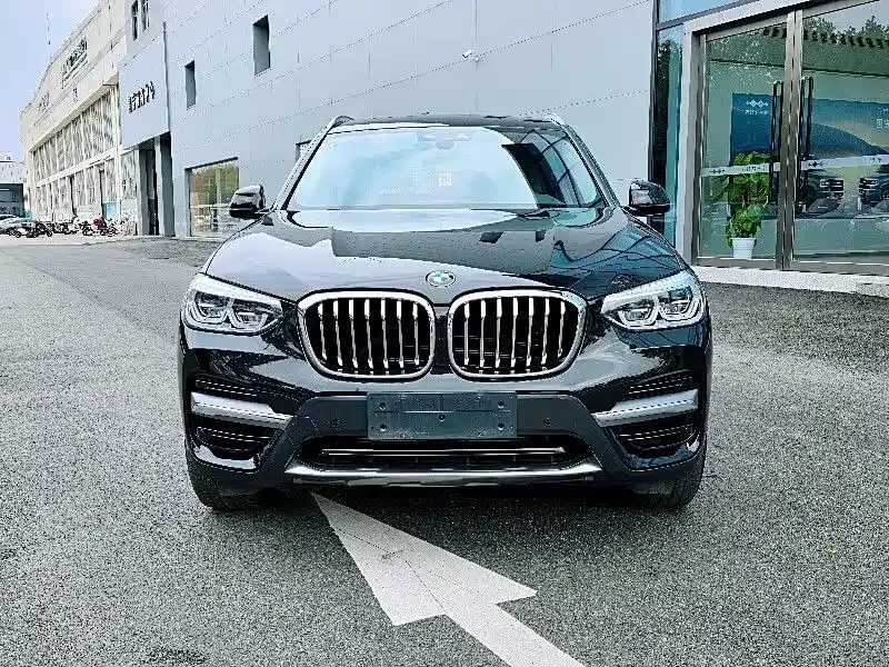 BMW X3 — фото 2