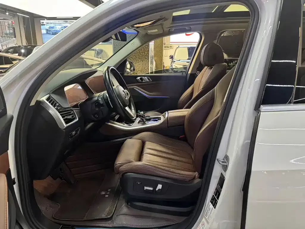 BMW X5 (Import) — фото 10