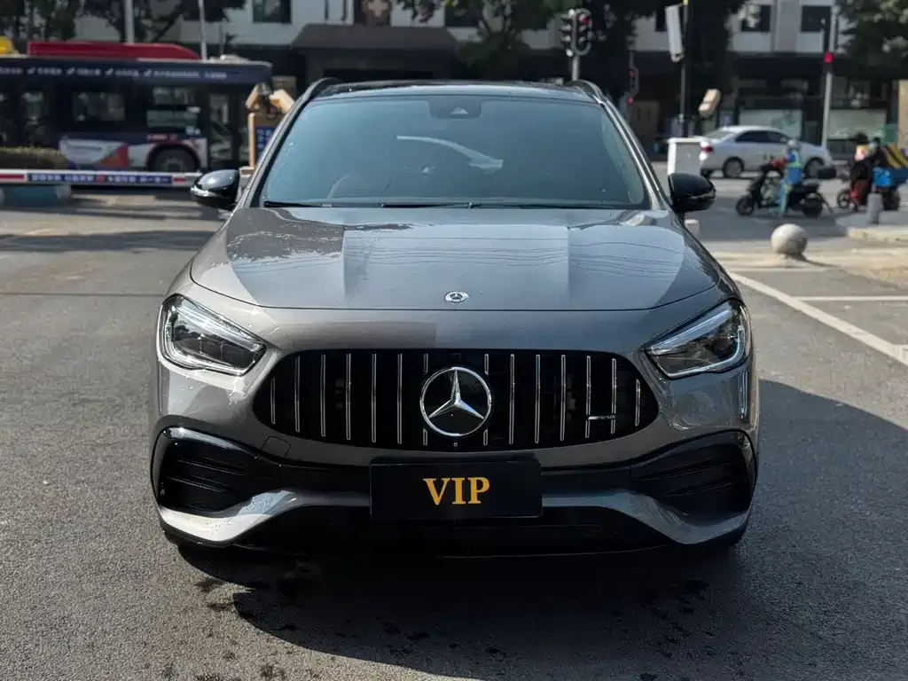 Mercedes-Benz GLA AMG — фото 8