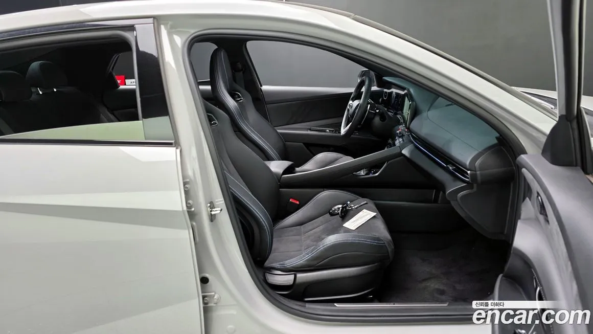 Hyundai AVANTE — фото 9