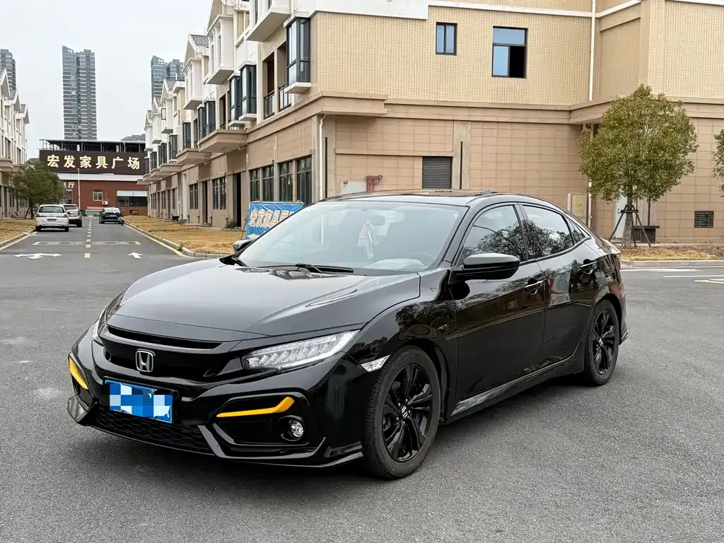 Honda Civic — фото 1