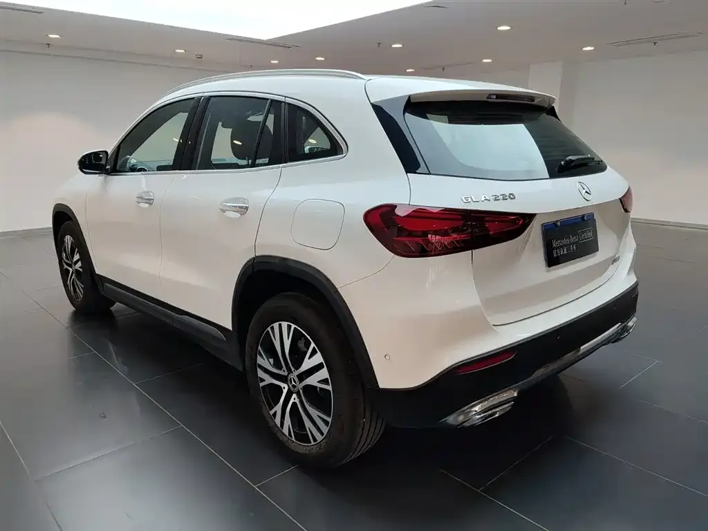 Mercedes-Benz GLA — фото 3