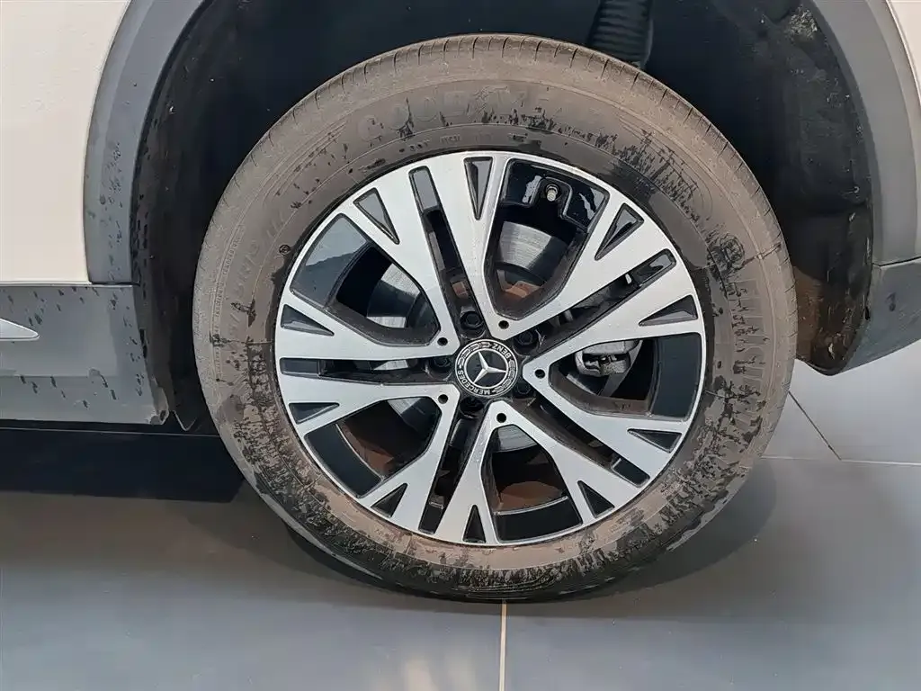 Mercedes-Benz GLA — фото 6