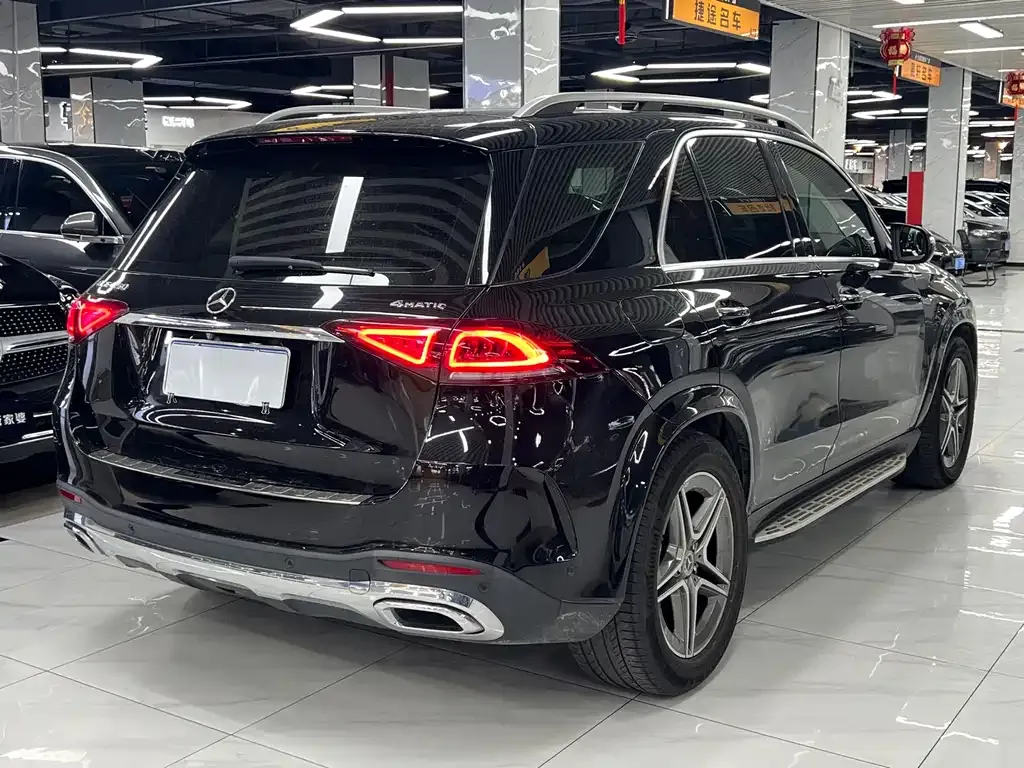 Mercedes-Benz GLE — фото 8