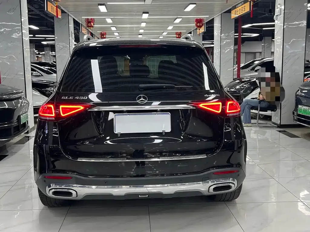 Mercedes-Benz GLE — фото 7