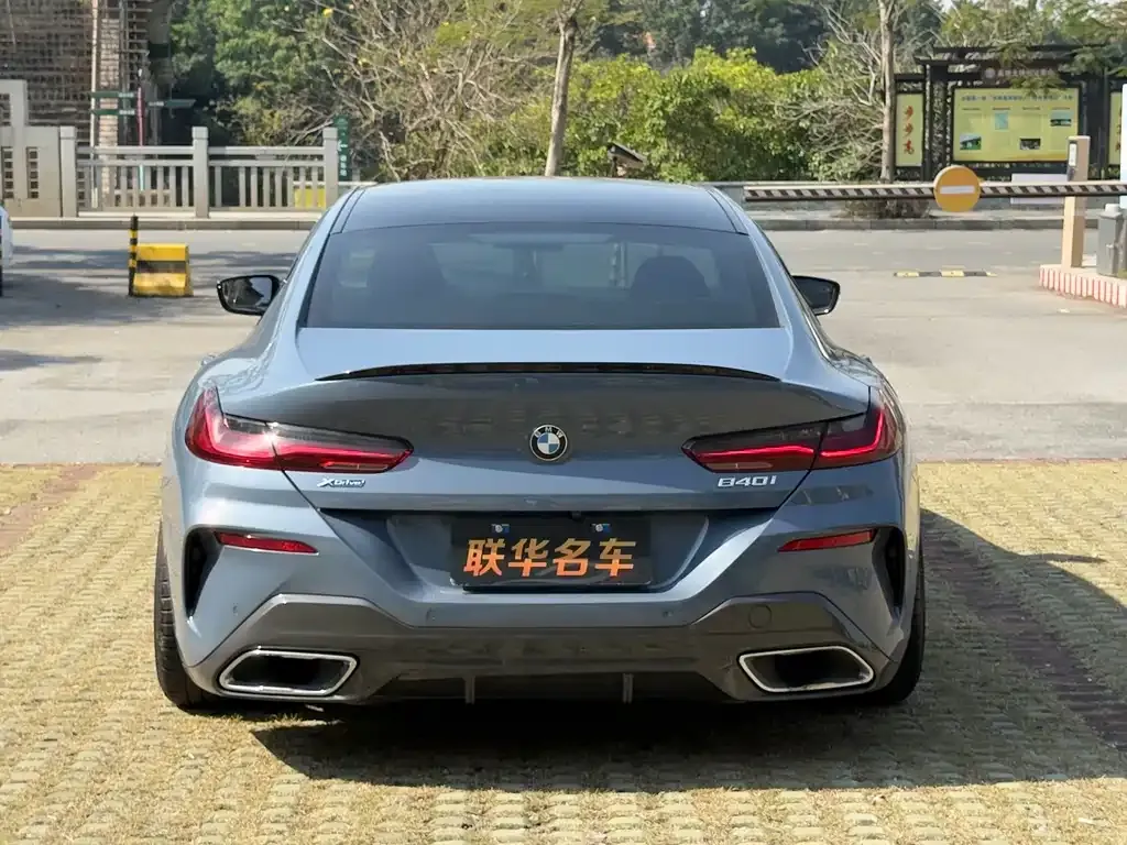 BMW 8 Series — фото 5