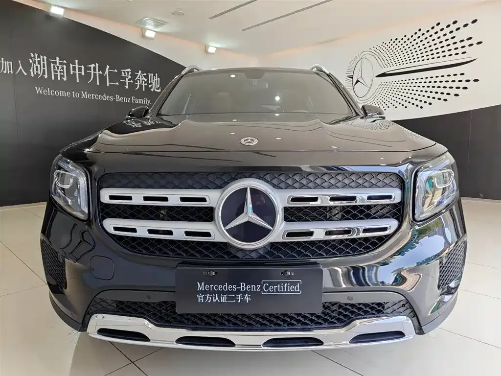 Mercedes-Benz GLB — фото 10