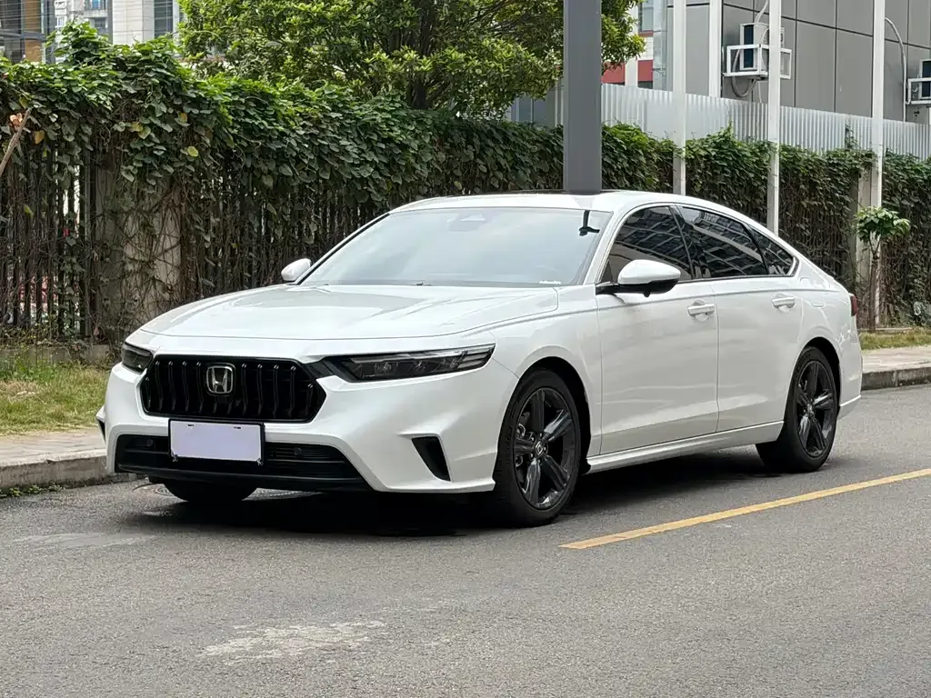 Honda Inspire — фото 1