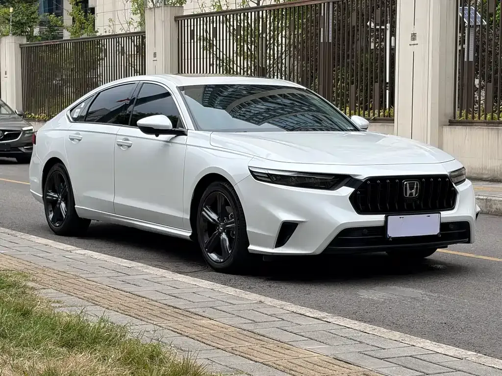 Honda Inspire — фото 10